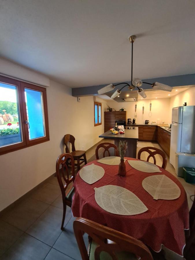 Agreable Appartement Avec Spa Proche De La Foret Bréchaumont エクステリア 写真